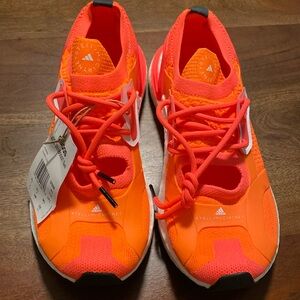 NWT STELLA McCartney Adidas sneakers size 7